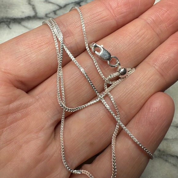 Sterling Silver bolo necklace - Picture 3 of 4